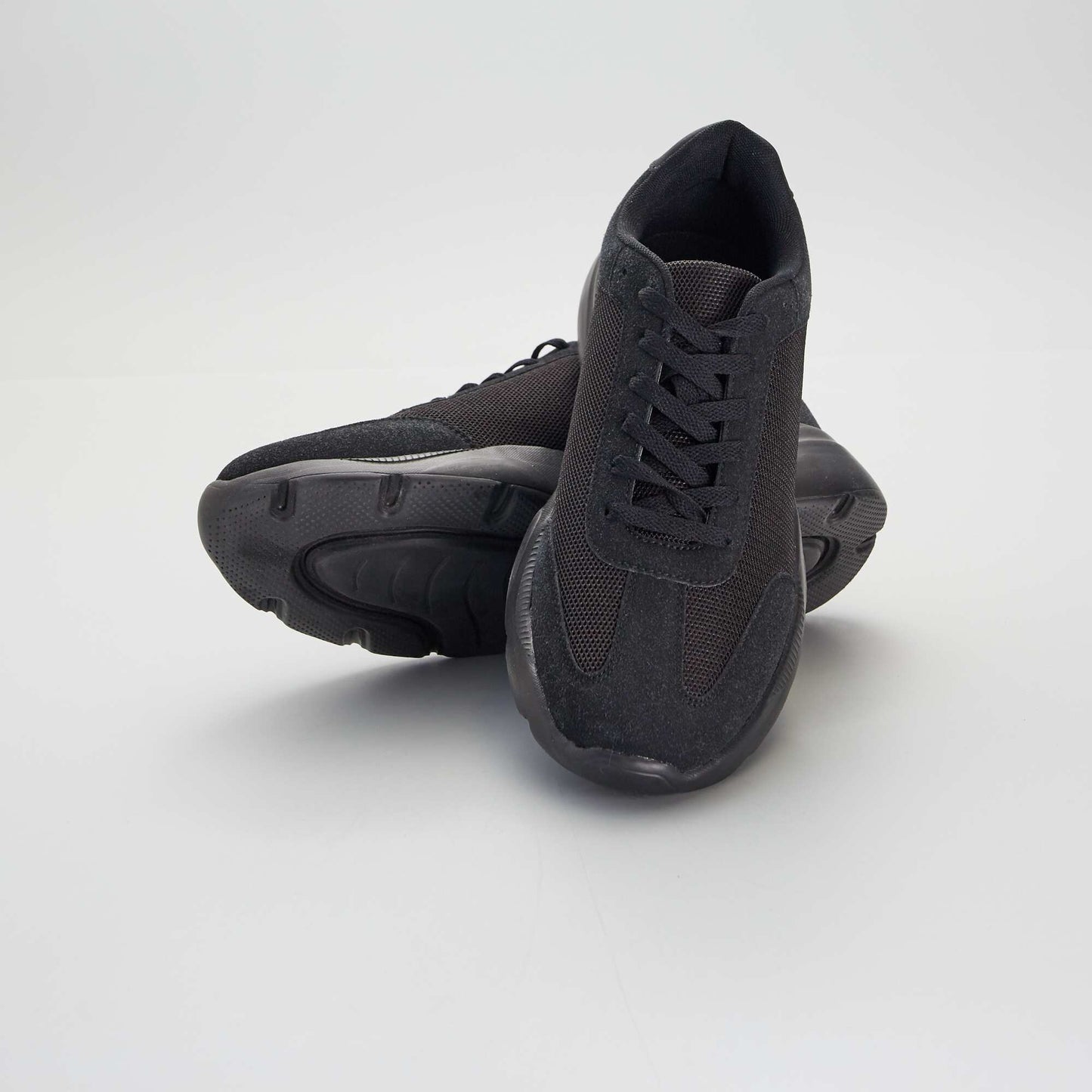 Baskets unies esprit running Noir