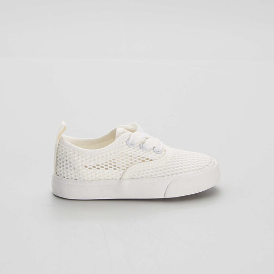 Baskets basses en filets Blanc