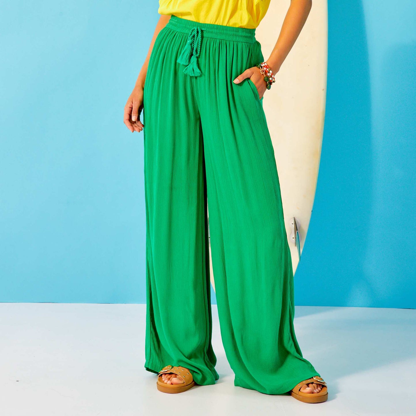 Pantalon large avec lastique vert jardin