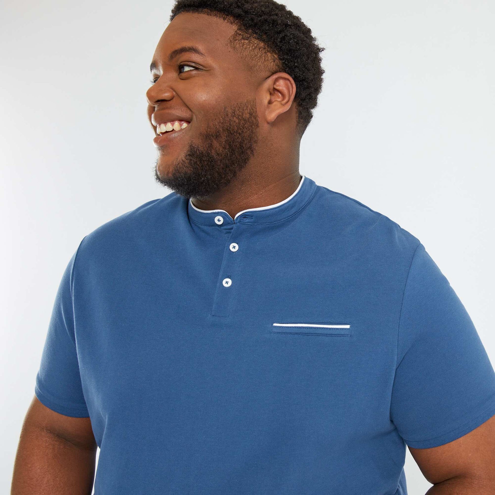 Polo col mao en piqu de coton bleu fonc - Main Image