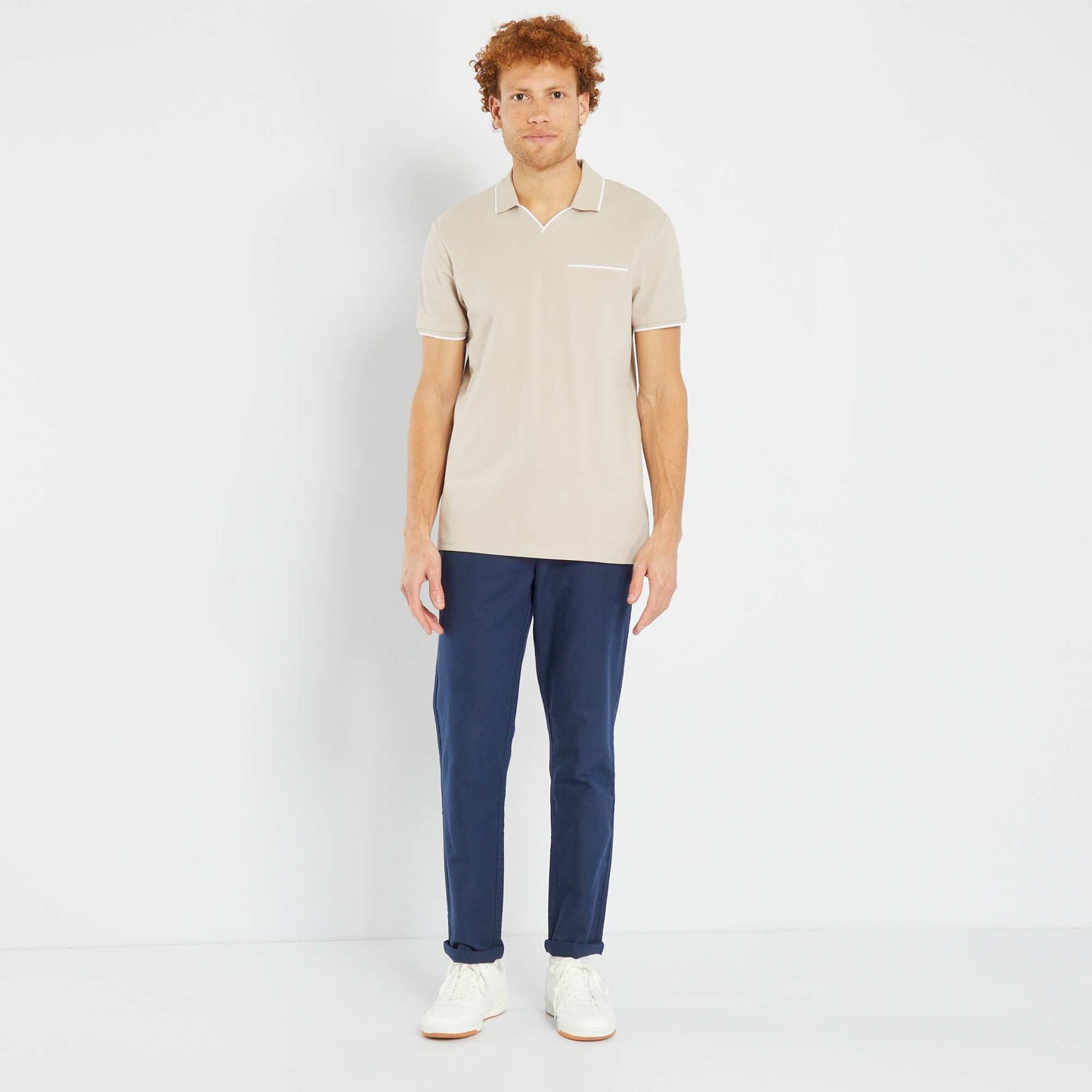 Polo col V en piqu de coton beige